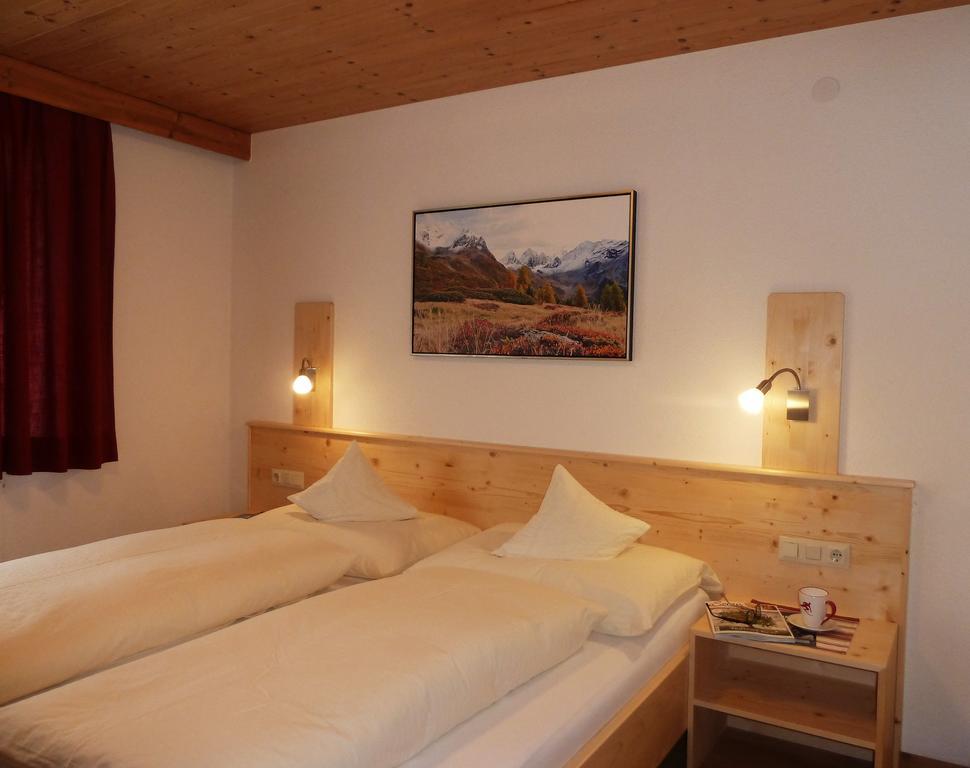Apart Brigitta Sankt Leonhard im Pitztal Room photo